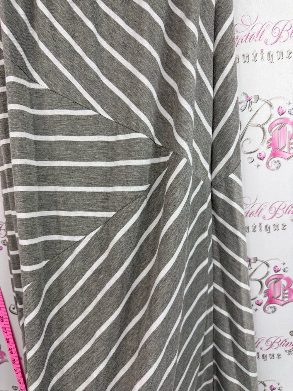 Creations la Vegas skirt long stripes Striped Maxi Skirt in Gray & White - Picture 6 of 10